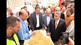 محافظ الدقهلية يتابع توريد القمح بصوامع ميت غمر (2)