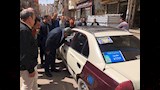 1000736970محافظ الدقهلية يستوقف التاكسي للتأكد من تشغيل العداد