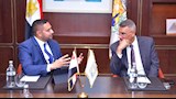 محافظ جنوب سيناء يبحث مع شركات خاصة إطلاق مشروعات طاقة نظيفة 