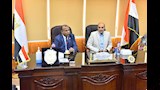 محافظ أسيوط يزور الغرفة التجارية ويؤكد القطاع الخاص شريك رئيسي في التنمية واستقرار الأسواق (16)