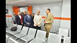 محافظ أسيوط يتفقد مركز الخدمات المتكاملة بالغرفة التجارية (3)