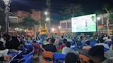 حشود جماهيرية بالمنيا تتابع قمة الأهلي والزمالك (3)