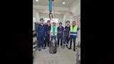 مهندسي وفنيي ورشة تصليح الطلمبات