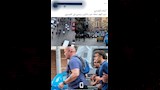ركض ماكرون يتحول لتريند طريف في الإسكندرية  (1)