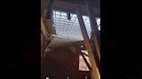 خلال فك الاخشاب