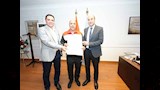 محافظ أسيوط يكرم أبطال المشروع القومي للموهبة بعد تتويجهم بميداليات البطولة الأفريقية للمصارعة (8)