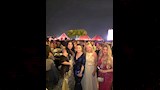 الفنانة جومانا مراد مع المدعويين