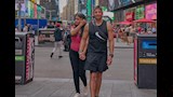 أسماء أبو اليزيد تعلن حملها عبر حسابها الخاص بموقع إنستجرام