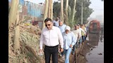  محافظ القليوبية ومدير الأمن يتابعان جهود السيطرة على حريق منشآت شلقان (15)