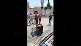 مسؤولين في موقع الحادث