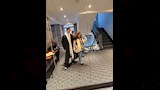 بسمة بوسيل مع ابنتها