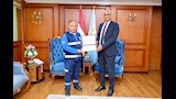 تكريم مشعف بفريق العمل الاسعافي