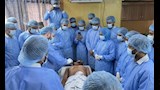 مصري يدرب أطباء الكلى على تقنيات التداخلات الكلوية (4)