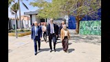لحظة وصول المحافظ
