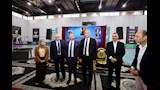 صورة مع المحافظ