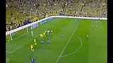 خطأ-بينتو-ومدافع-النصر-السعودي-الذي-تسبب-في-التعادل-مع-الهلال-وتأجيل-الاحتفال-بالدوري-السعودي--(2)