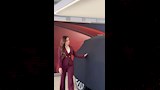 ياسمين عز توثق لحظة شرائها سيارة فارهة