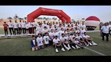 احتفالية كبيرة بين الجهاز الفني واللاعبين (2)