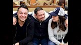 ياسمين عبدالعزيز مع شقيقيها (2)