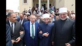 نقيب الأشراف يؤدي صلاة الجمعة بمسجد عبدالحليم محمود بالشرقية (4)