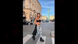  تخطف الأنظار في شوارع باريس (3)