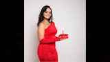 الفنانة منة سري
