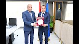 اجتماع وزير العمل ومحافظ أسوان (5)