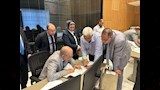 وزير الكهرباء يتابع المركز القومي للتحكم (2)