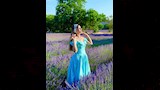 ميرنا جميل تخطف الأنظار في فرنسا 