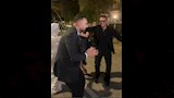 اسر ياسين يرقص مع عروسين في الشارع (3)