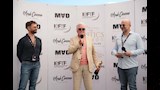 حسين فهمي يتسلم جائزة شخصية السينمائية العربية (1)