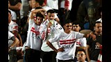 حزن وصدمة جمهور الزمالك بعد خسارة الكونفدرالية الإفريقية 2026 (14)