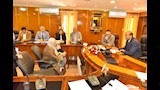 محافظ أسيوط يوجه بعلاج طفل وطفلة على نفقة الدولة ويمنح وحدة سكنية لأرملة خلال لقاء المواطنين