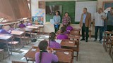 وكيل تعليم أسيوط يتابع انتظام امتحانات صفوف النقل (4)