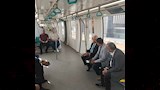 كامل الوزير يستقل المونوريل إلى مقر عمله (4)