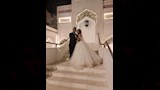 تصوير كروان وزوجته في الفندق