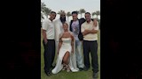 محمد عبدالعاطي وزوجته والأصدقاء
