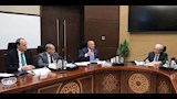 نائب رئيس الوزراء يستعرض مشروع القطار الكهربائي (4)