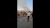 دخان ابيض كثيف من موقع الحريق 
