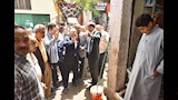 محافظ أسيوط يتفقد سوق الباعة الجائلين بمنفلوط ويؤكد تنظيم الأسواق أولوية (6)