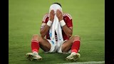 حزن لاعبي الأهلي بعد توديع كأس العالم (2)
