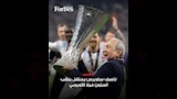 الملياردير المصري ناصف ساويرس يحتفل مع لاعبي أستون فيلا بعد التتويج التاريخي بلقب الدوري الأول (15)