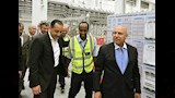 مدبولي وكامل الوزير يستقلان مونوريل شرق النيل (6)
