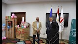 نائب محافظ أسوان ومسؤولية مصر الخير يسلمون الأجهزة