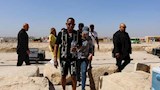فنانون عالميون يزورون الأهرامات  (1)