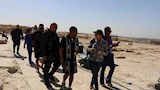 فنانون عالميون يزورون الأهرامات  (4)