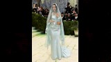 جورجينا بفستان زفاف
