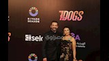 كريم عبد العزيز وزوجته في العرض الخاص لفيلم 7 Dogs  (10)