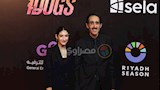 بالصور- لحظة وصول مجدي الجلاد بصحبة ابنته لميس في العرض الخاص 