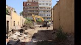 محافظ القليوبية يتفقد هدم مدخنة شركة قها للأغذية (6)